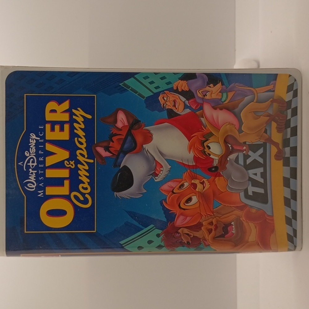 Disney vintage VHS Oliver and Company​